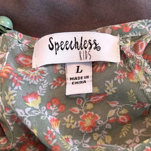 Green Nice Shirt - Picture 4 of 4